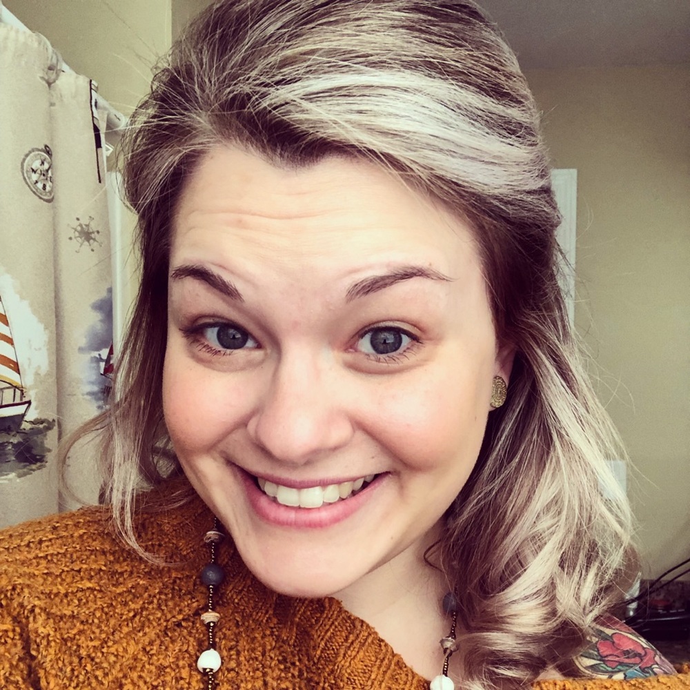 Meet your Posher, Ashley
